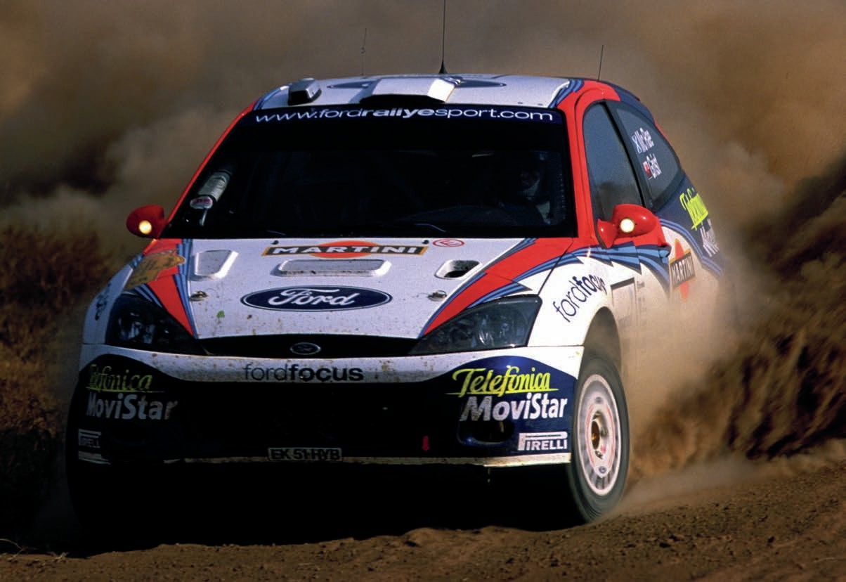 Photo WRC 2002 - Colin McRae Et Sa Ford Focus RS Endommagée - Spéciale 17