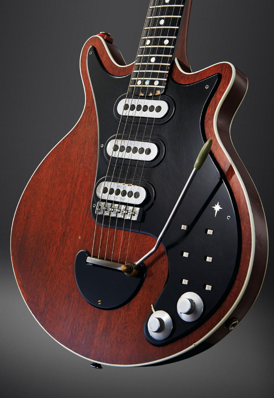 ARIA ブライアン・メイ STG-CST BURNS TRI-SONIC Mini Vintage Pickups Stratocaster Brian May Tri-Sonic Pickups