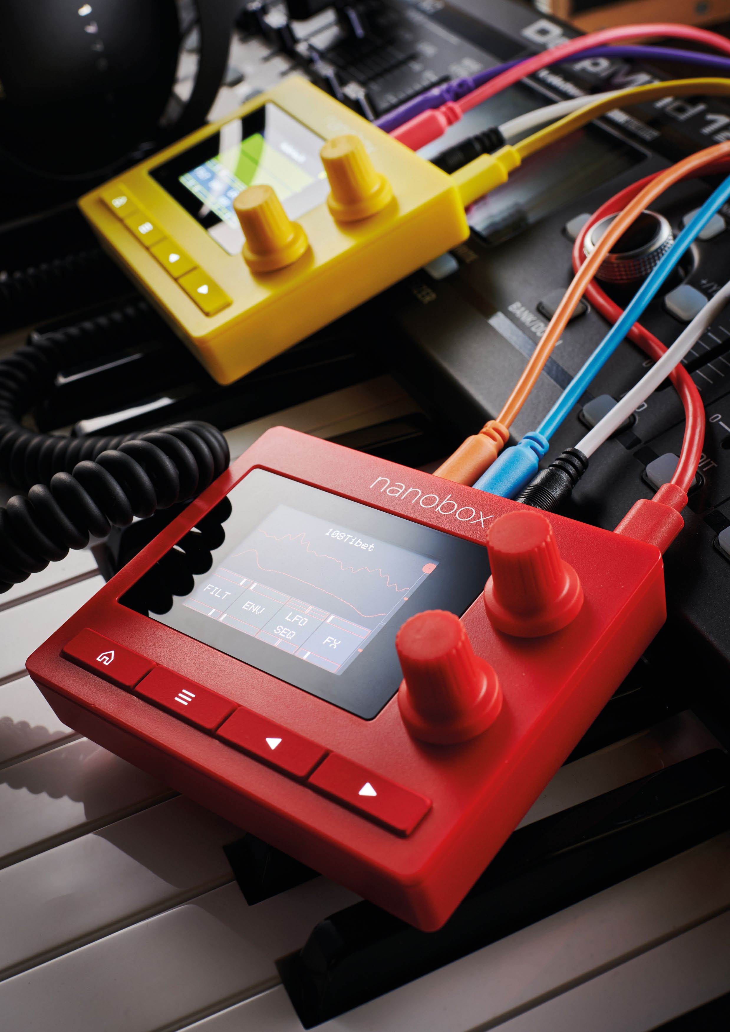 nanobox | fireball - Polyphonic Wavetable Mini Synth