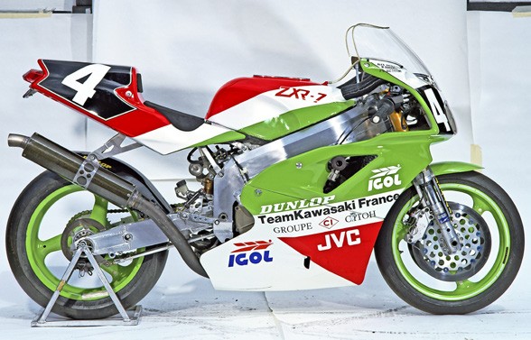 百合 ZX-10(ZX1000B)-since1988- - バイクの系譜