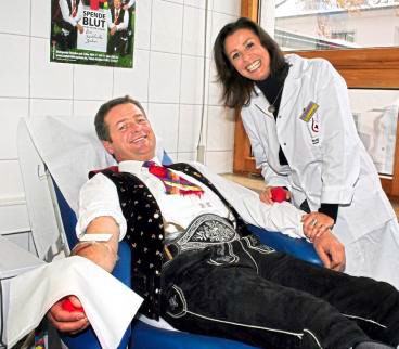 Lebensgefahr durch Sommergrippe! - 16 Oct 2024 - Freizeitwoche - Readly